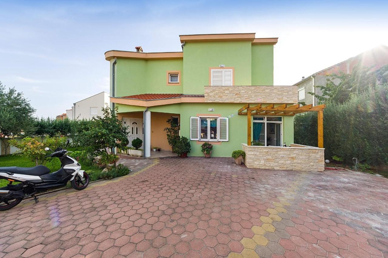 Apartmani Vanja 扎达尔 外观 照片